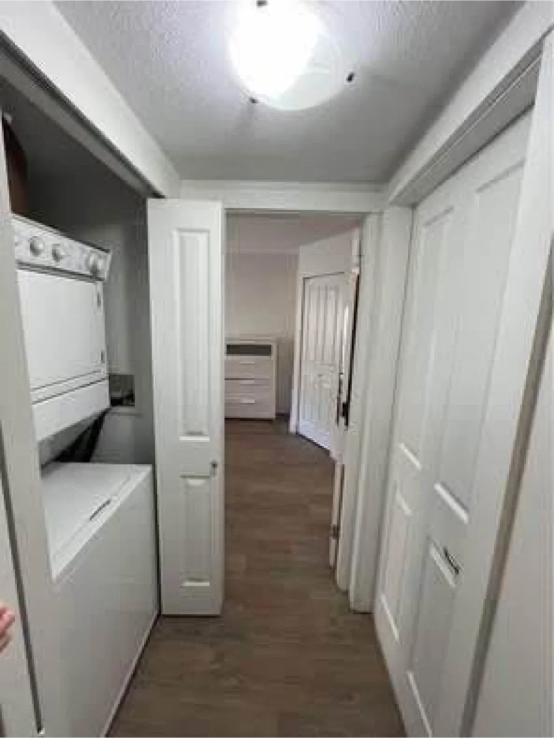 2 Beds 2 Baths - Apartment image indicator(4)