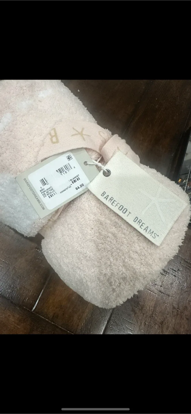 Barefoot Dreams CozyChic Throw Blanket - Pink thumbnail
