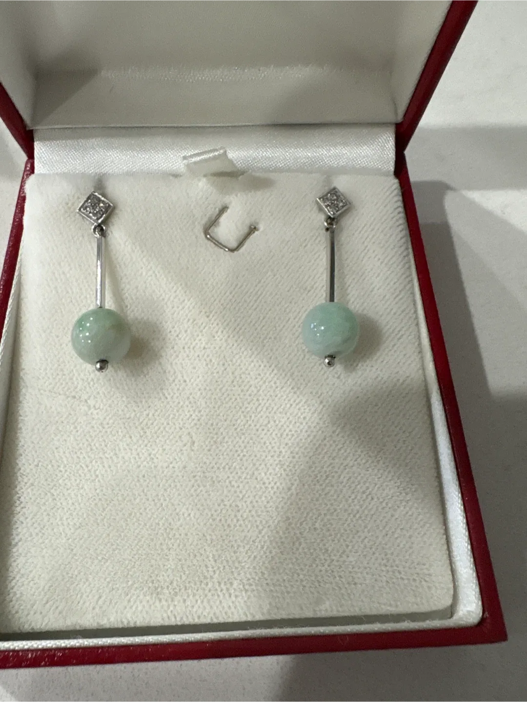 Jade 14k  Earrings image indicator(2)