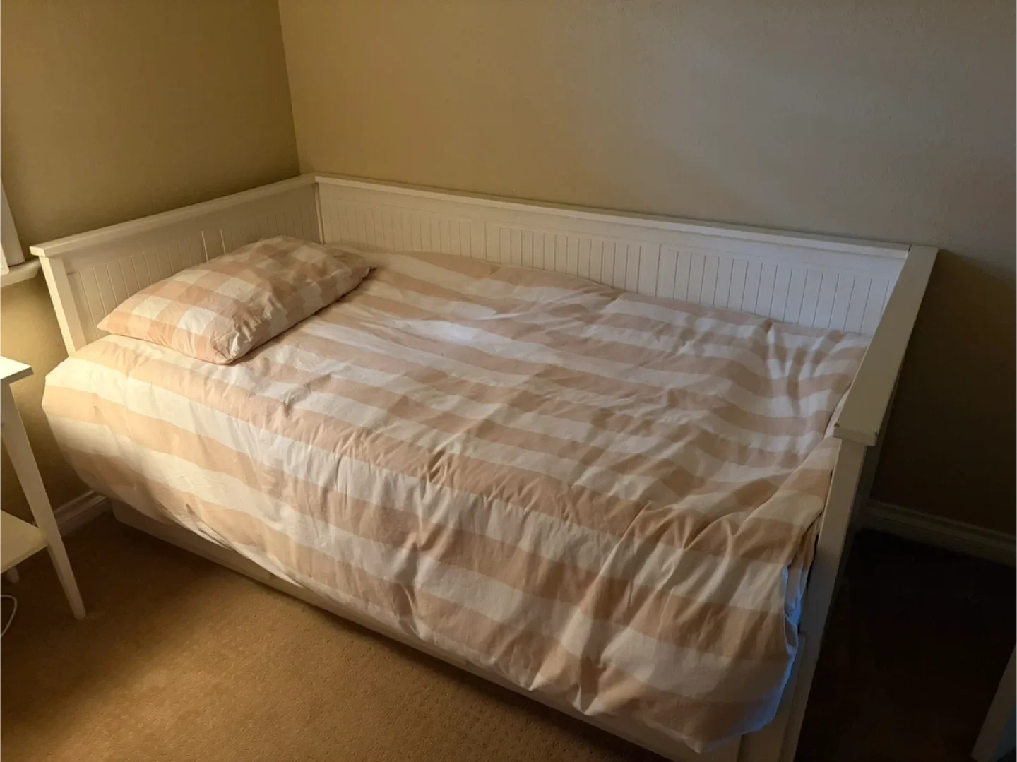 IKEA Hemnes Daybed Frame w/ 3 Drawers - White image indicator(3)