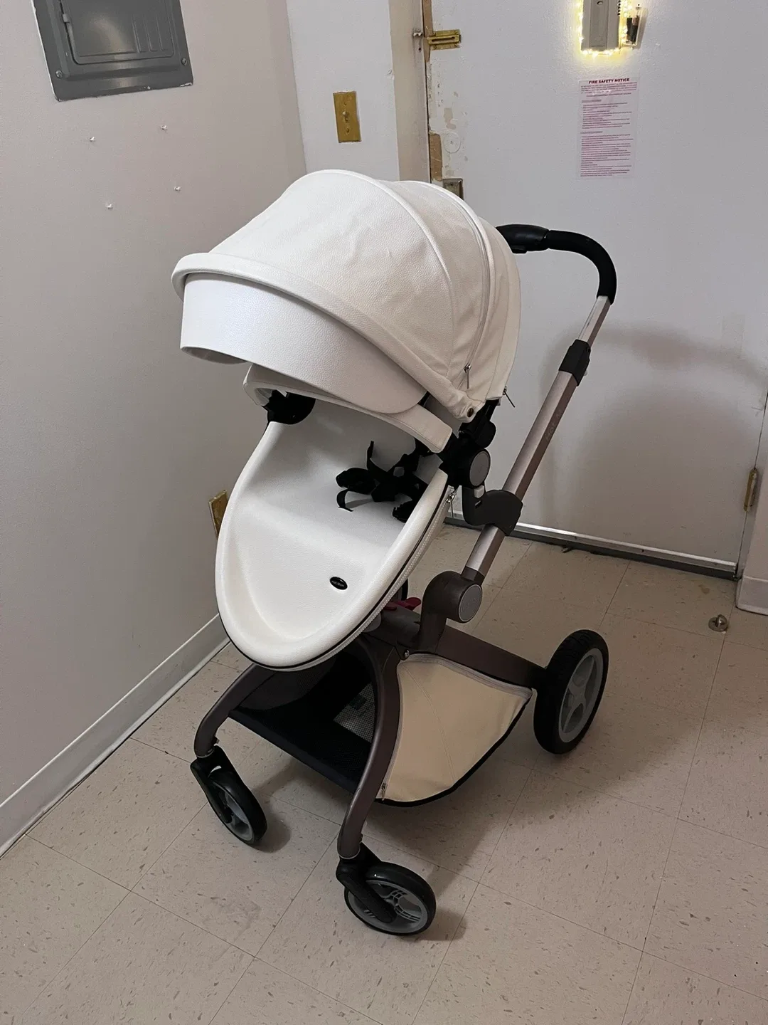 Hot Mom Baby Stroller - White image indicator(4)