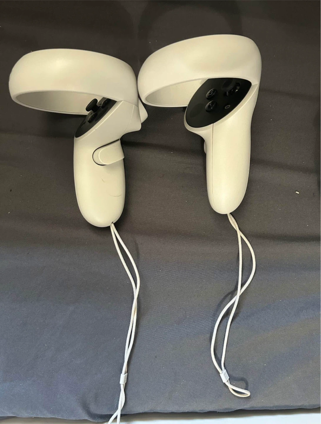 Meta Quest 2 VR Headset with Box - photo 3