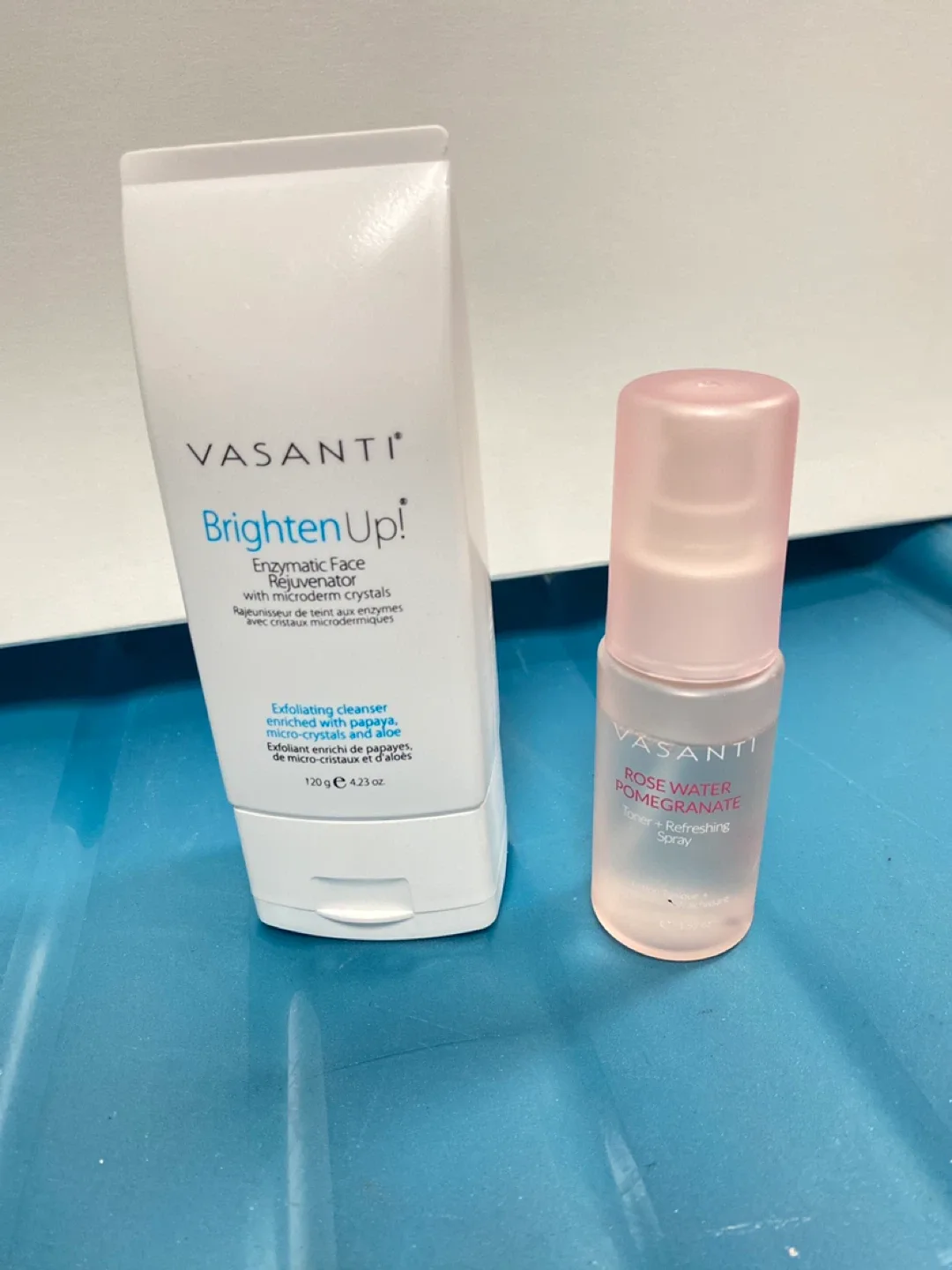 Vasanti Brighten Up Exfoliating cleanser Scrub and Toner New thumbnail