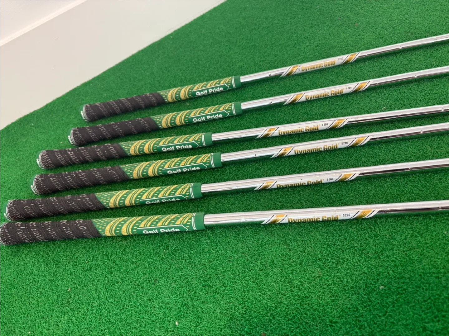 Baldo Golf Iron Set Dynamic Gold S200 (Men’s) image indicator(4)