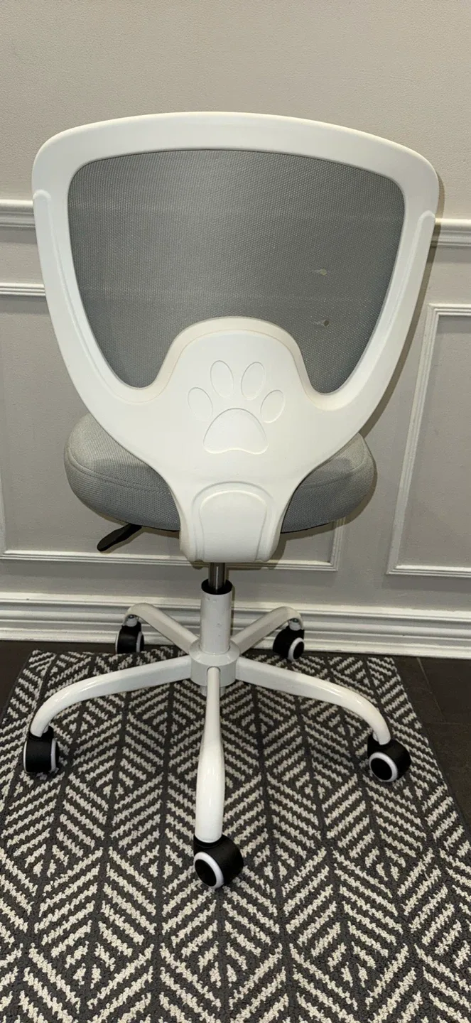 Gray Office Chair with Paw Print Design image indicator(3)