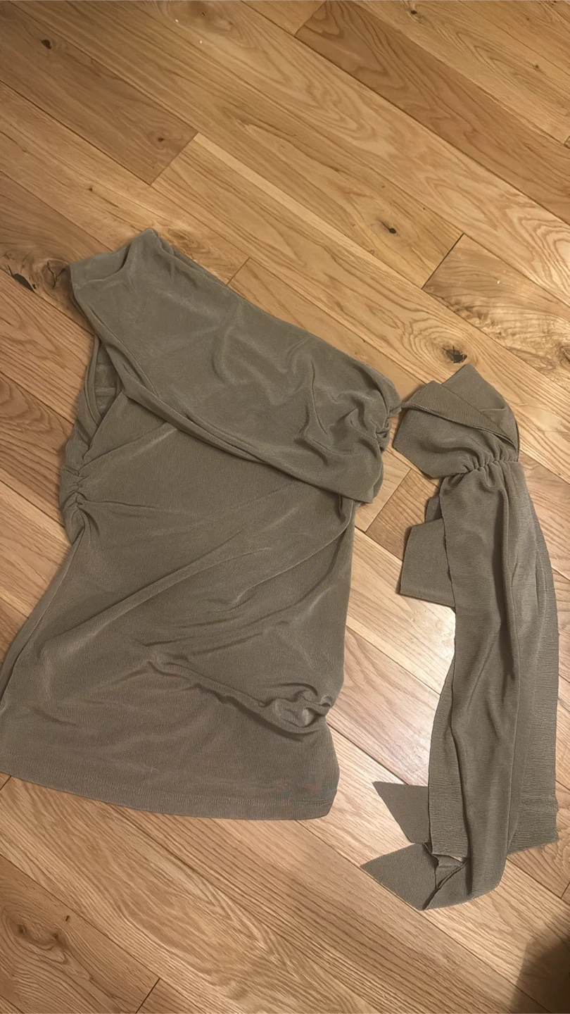 Grey Off-Shoulder Top - photo 2