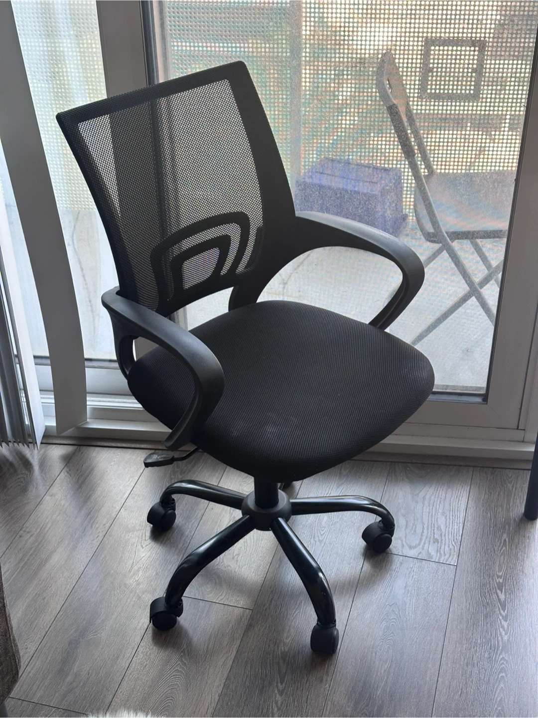 Black Mesh Office Chair