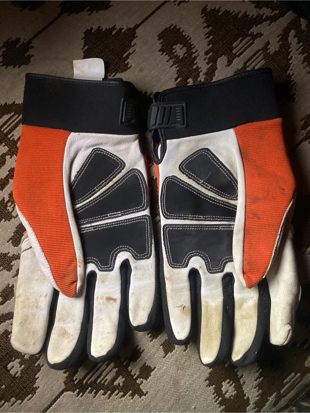 VGO Chain Saw Work Gloves - Size 10/XL 🧡 image indicator(3)