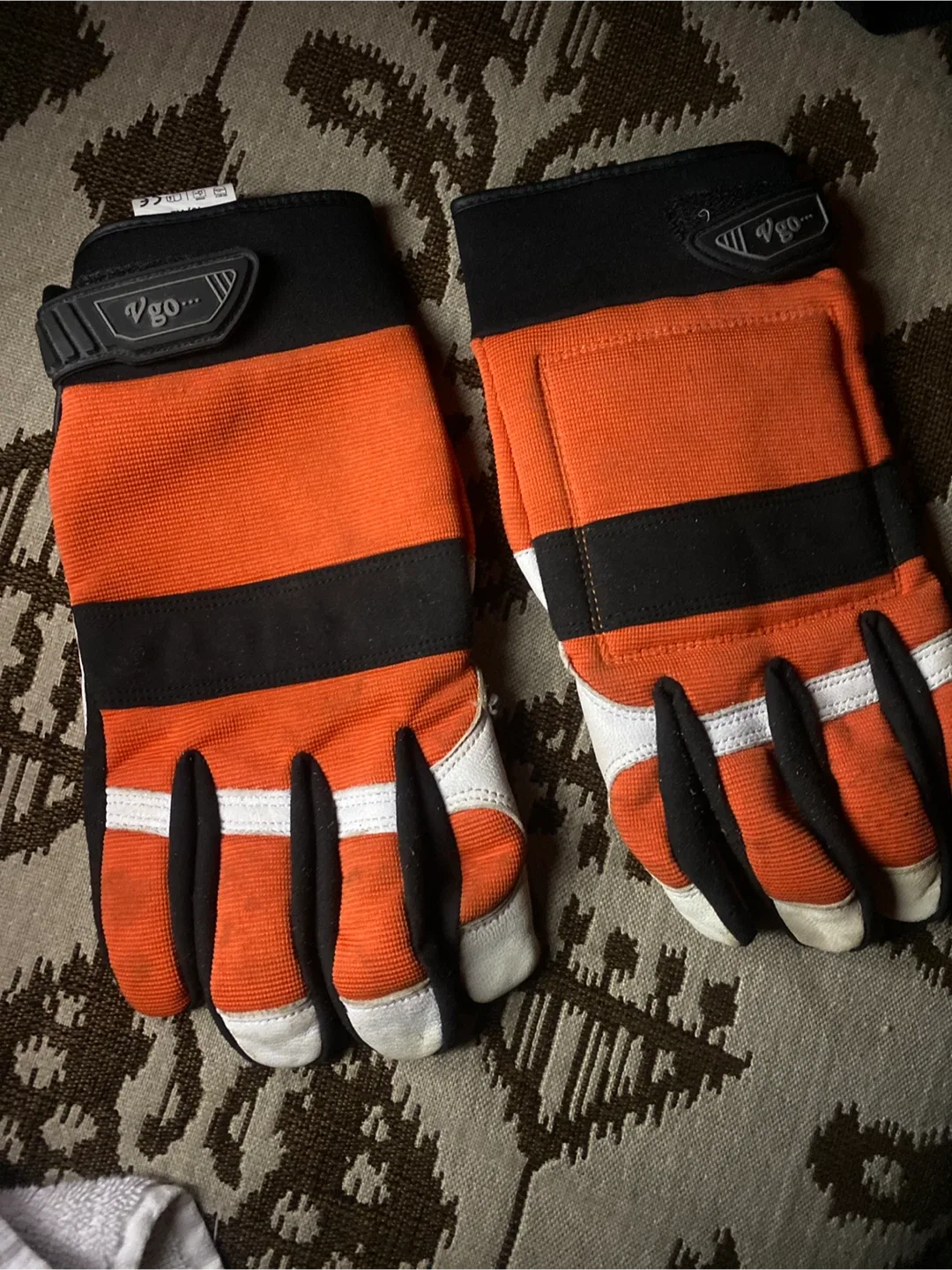 VGO Chain Saw Work Gloves - Size 10/XL 🧡 image indicator(2)