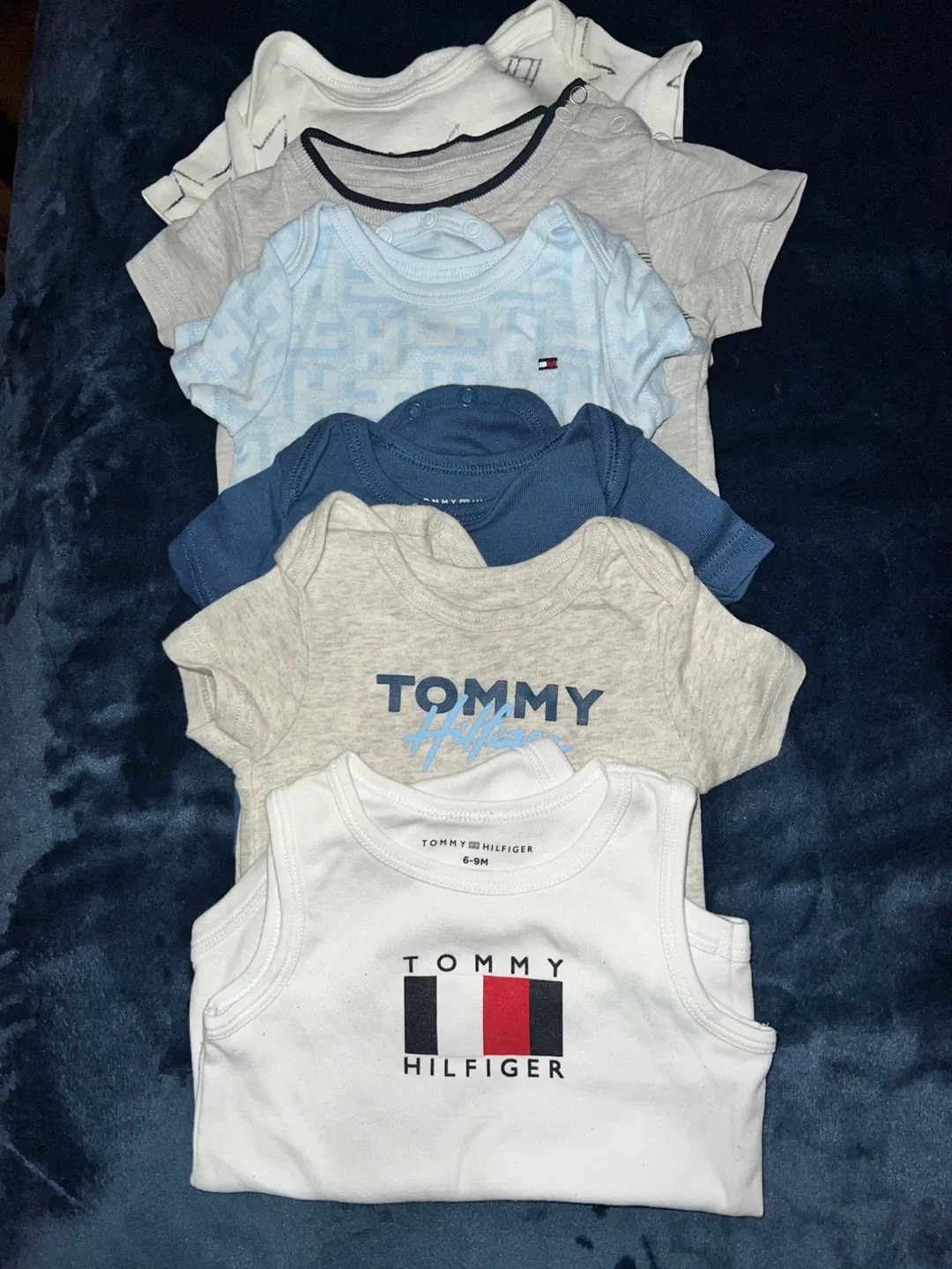 Tommy Hilfiger Baby Clothes Bundle image indicator(7)