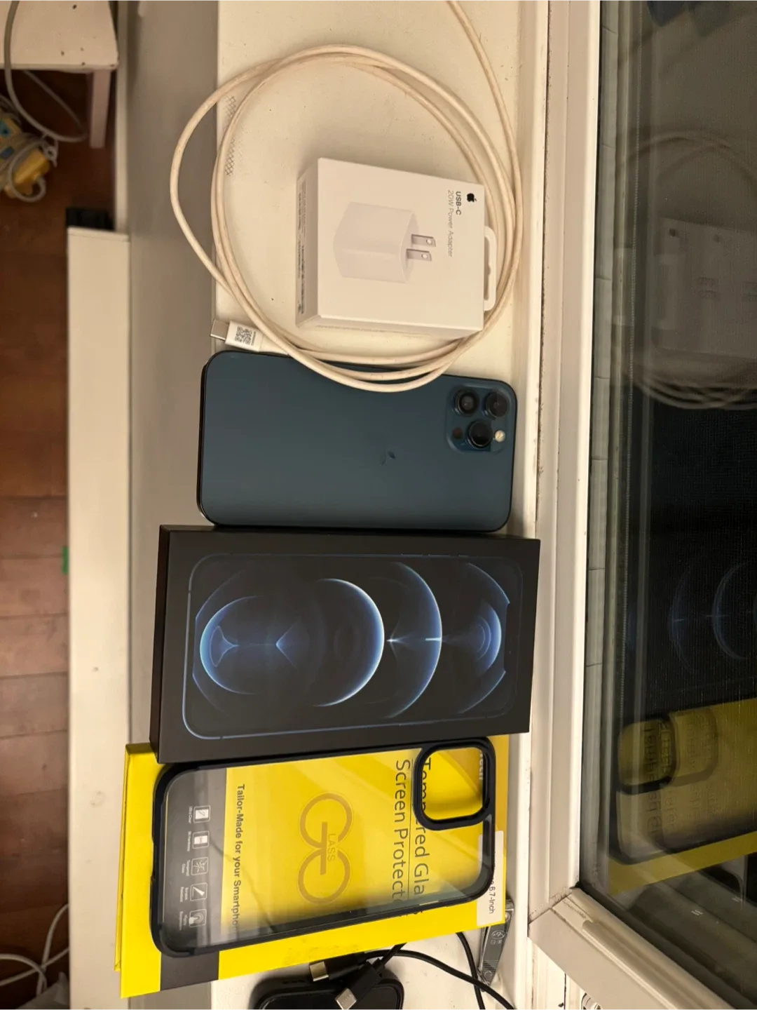 iPhone 12 Pro Max 128GB - Excellent Condition!