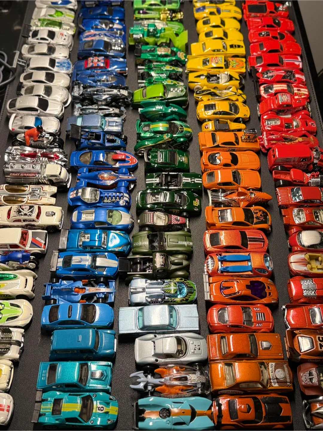 Collection Die cast Hot wheels Cars,bikes,trucks-232 image indicator(4)