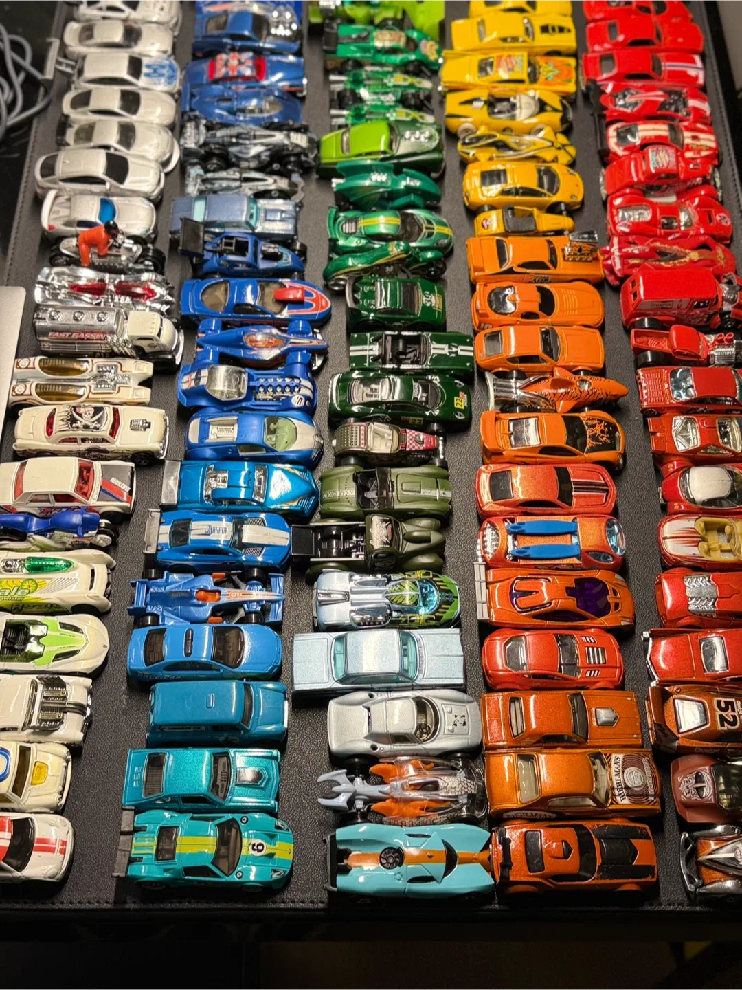 Collection Die cast Hot wheels Cars,bikes,trucks-232 image indicator(3)