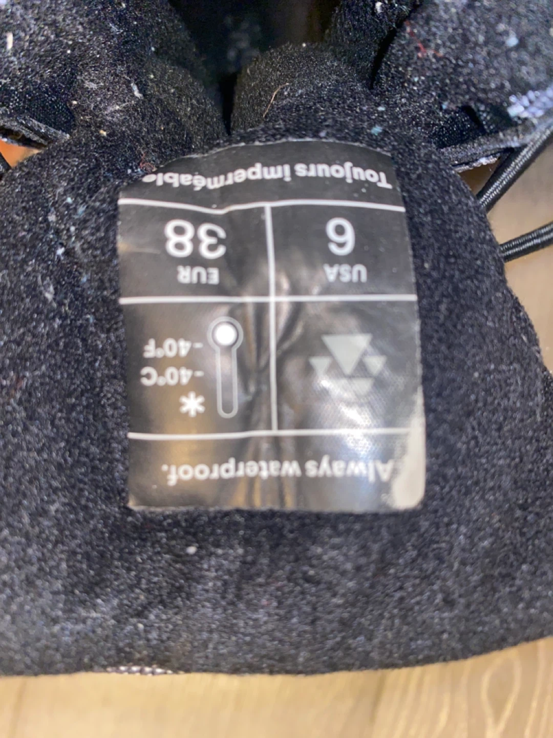 Cougar Black Winter Boots - Size 6 - photo 3