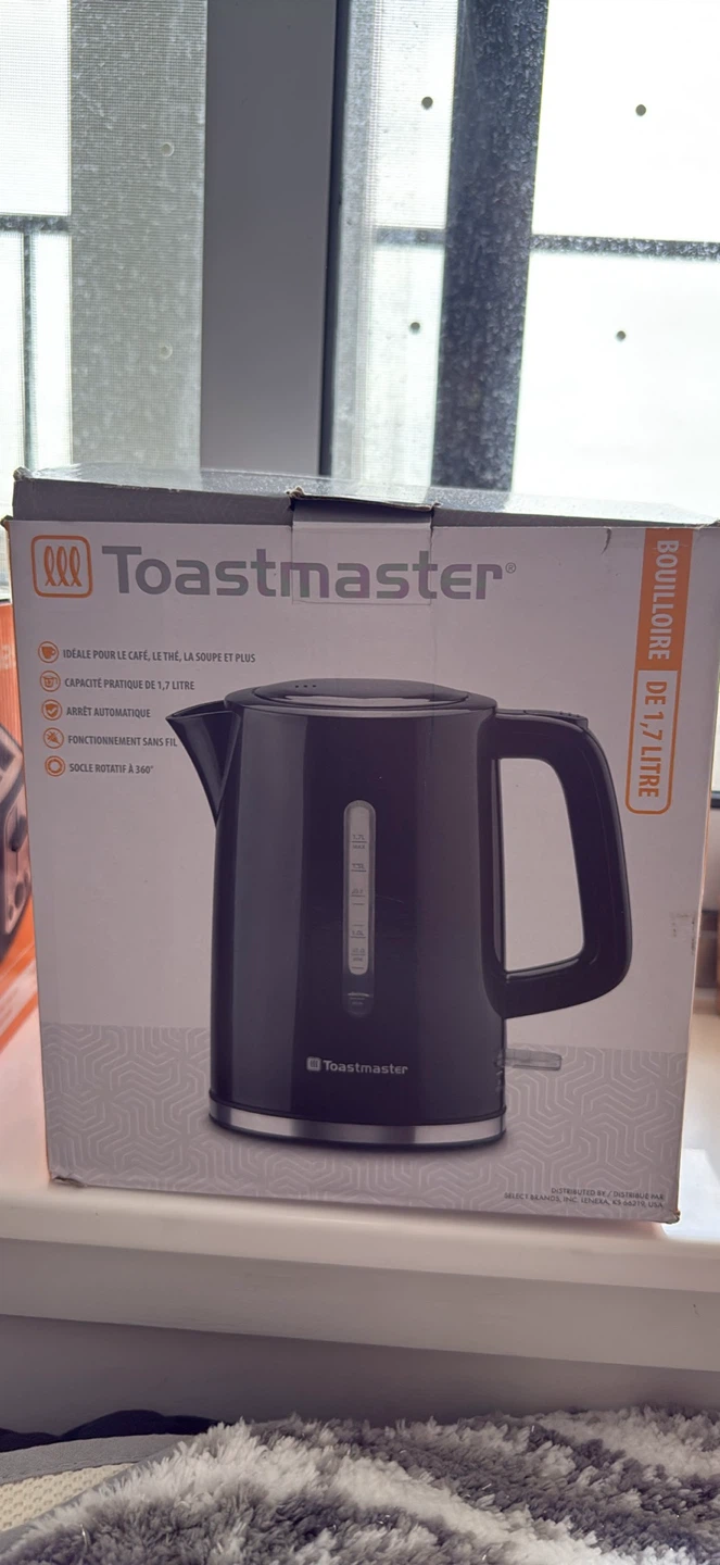 Toastmaster 1.7L Kettle - Like New!