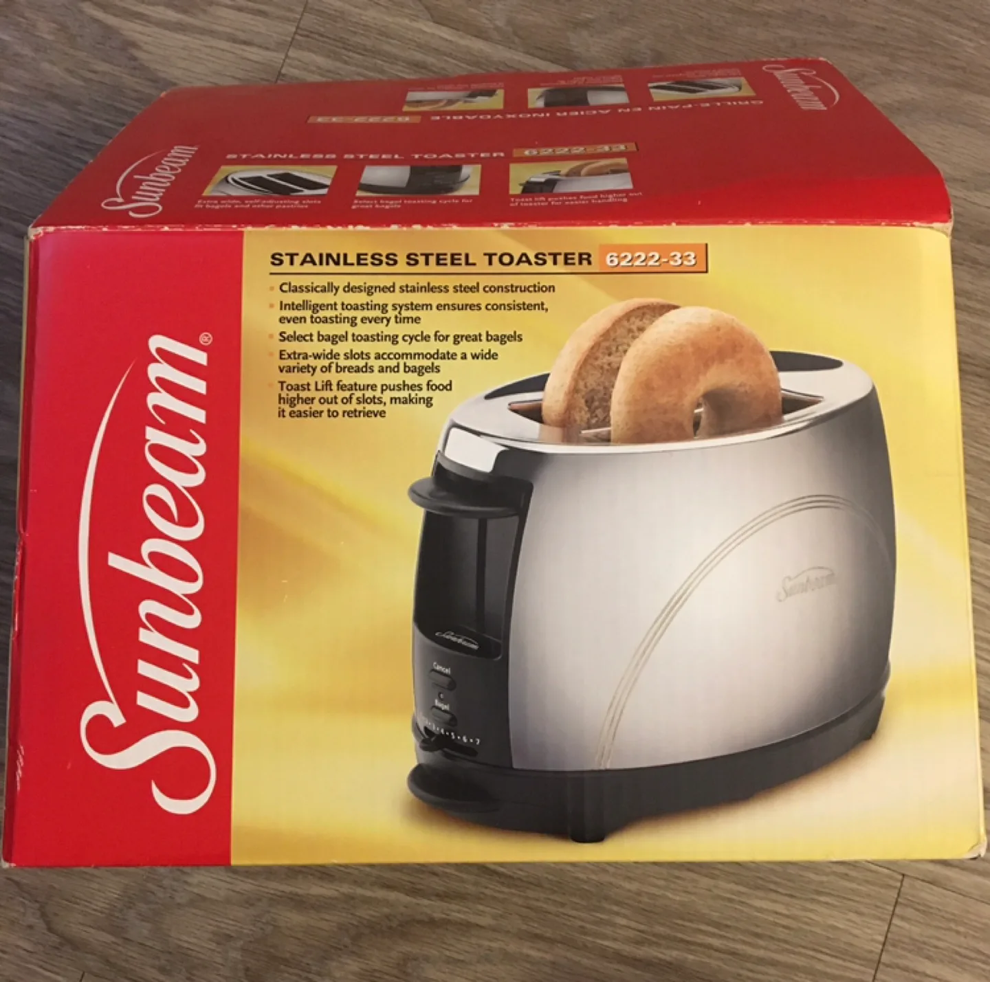 Sunbeam Stainless Steel Toaster 6222-33 thumbnail