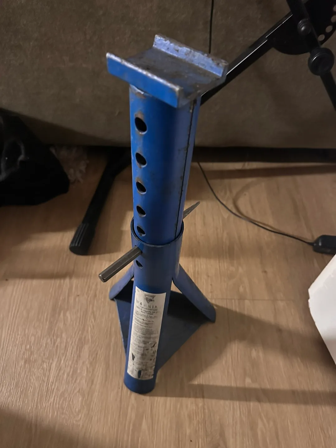 WANDA Jack Stand - Blue