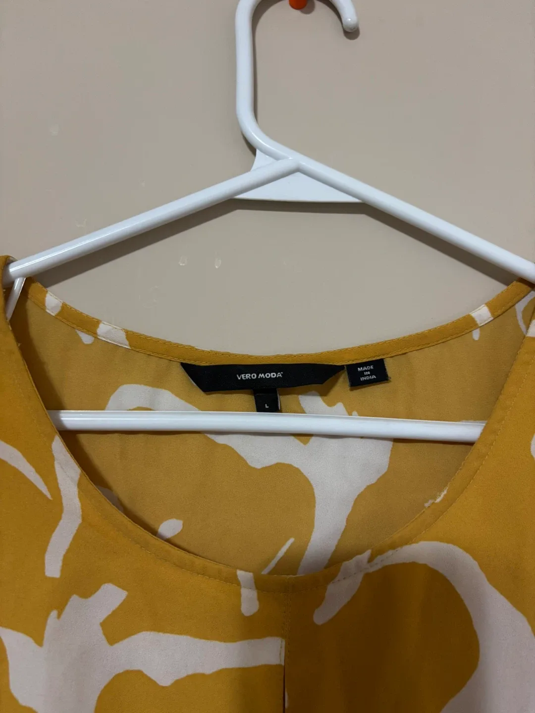 Vero Moda Yellow Floral Tie-Front Top - Size L image indicator(3)