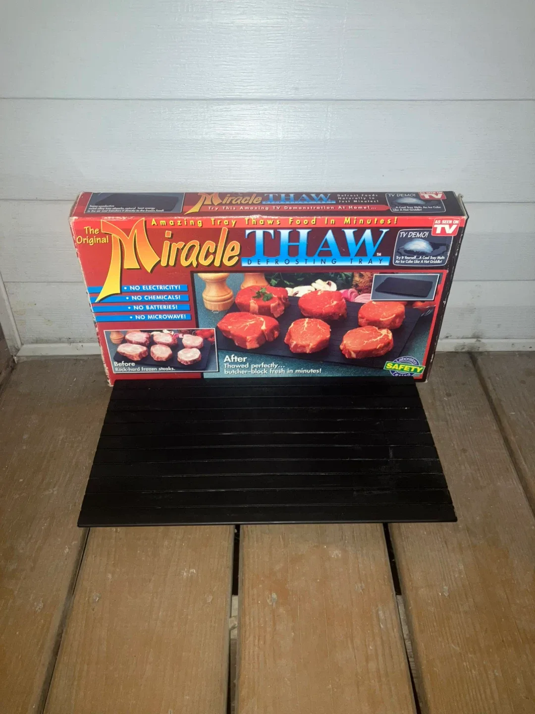 Original Miracle Thaw Defrosting Tray - Excellent Condition thumbnail