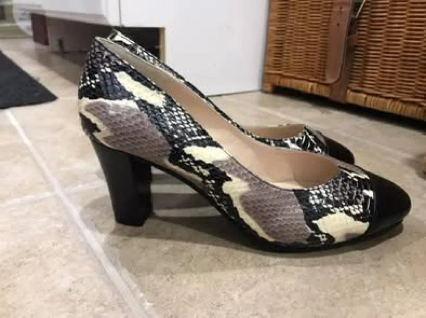 High-heels, size 6 (EU size 36), 70-100% new image indicator(6)