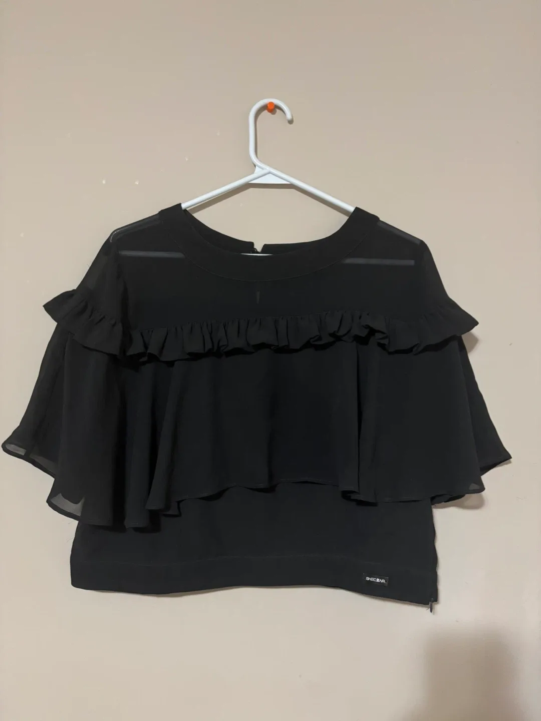 Black Ruffle Blouse image indicator(2)
