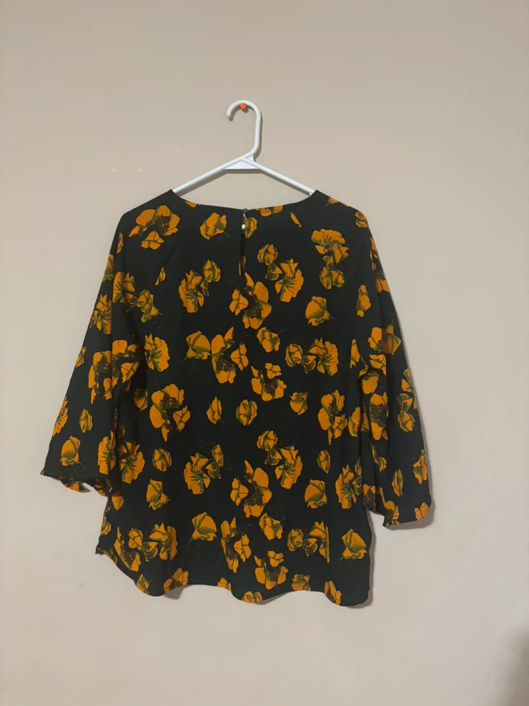 All About You Floral Blouse - Size XL image indicator(4)