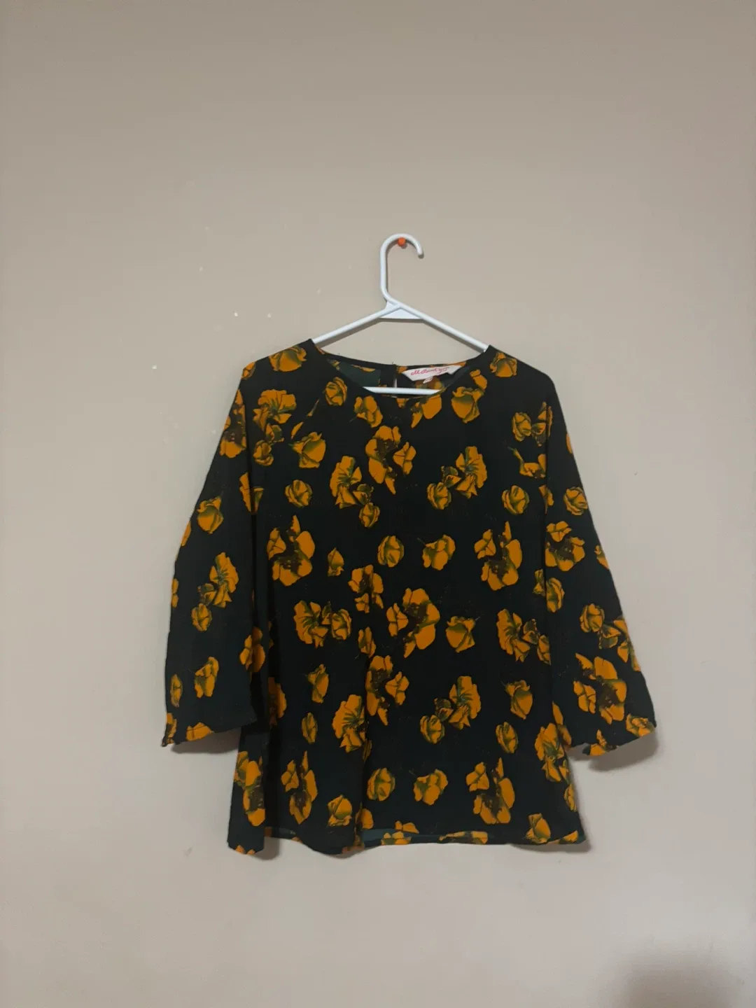 All About You Floral Blouse - Size XL image indicator(5)
