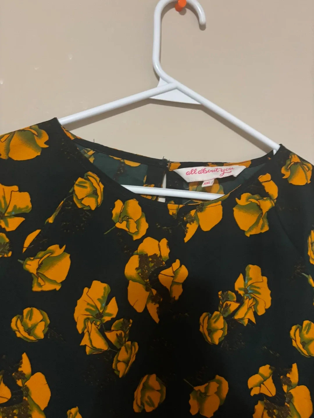 All About You Floral Blouse - Size XL image indicator(2)