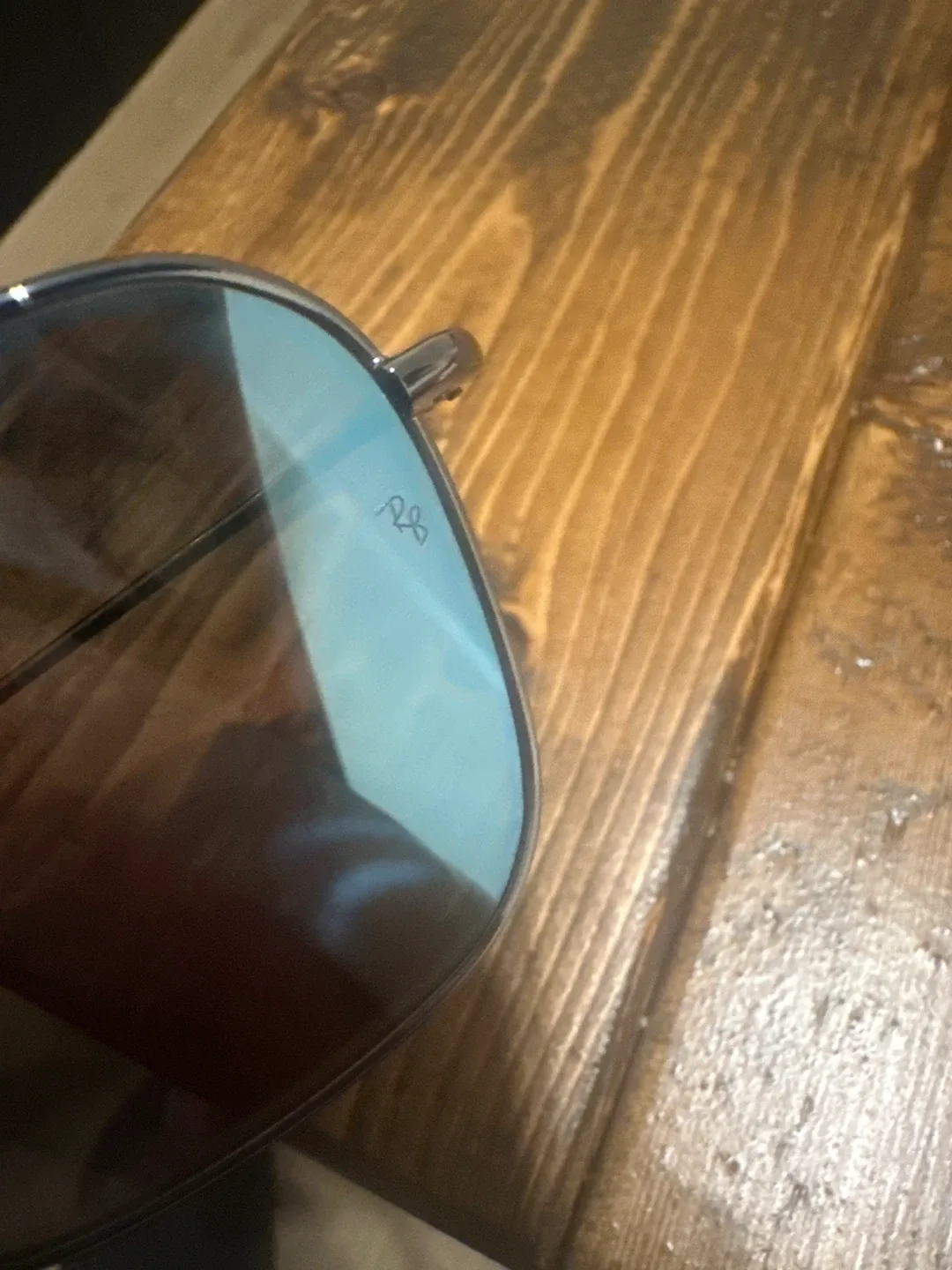 Ray-Ban Sunglasses with Case image indicator(3)