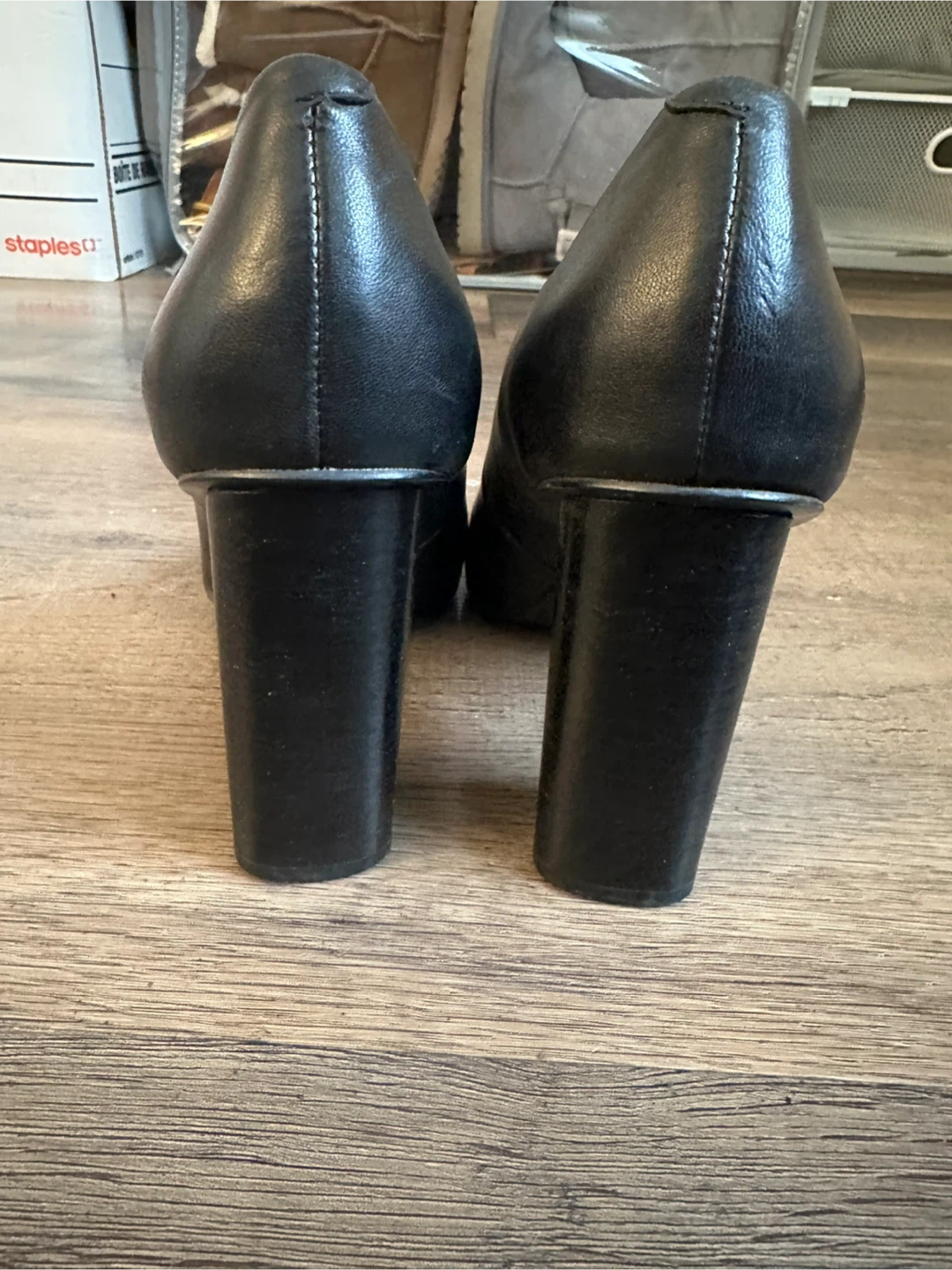 Nine West Black Leather Heels - Size 7 - photo 3