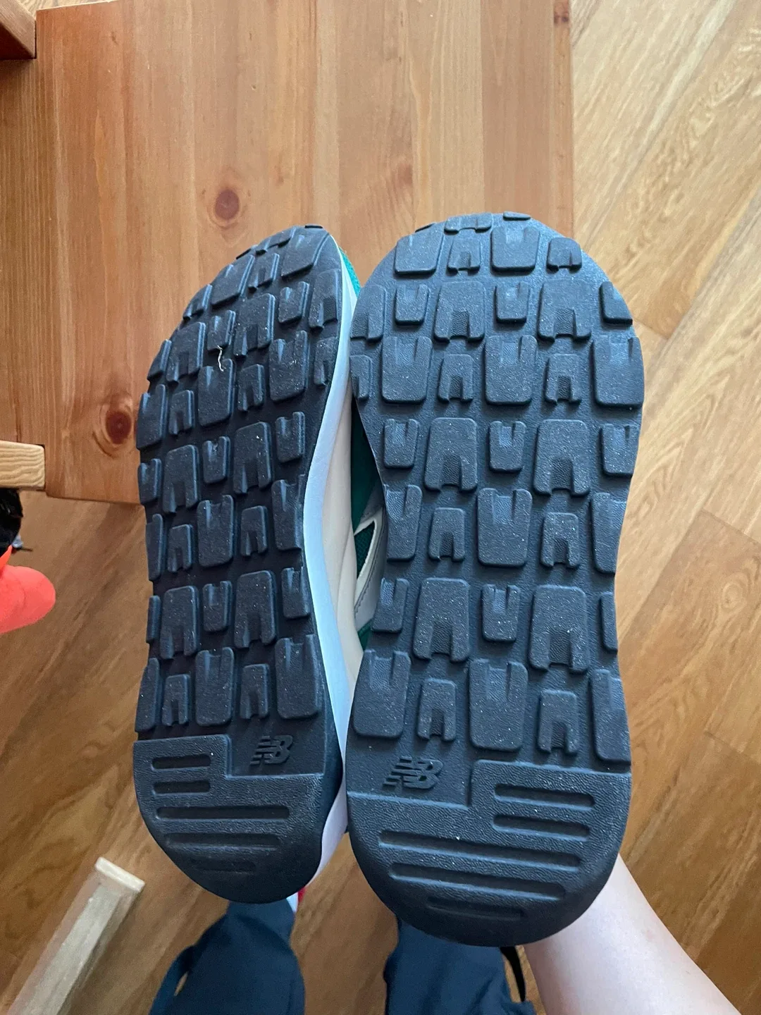 New Balance 57/40 Green Sneakers - Size 9.5 US image indicator(4)