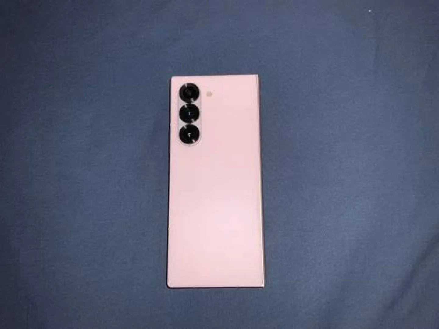 Samsung Galaxy Z Fold 6 - 512GB, Color Pink