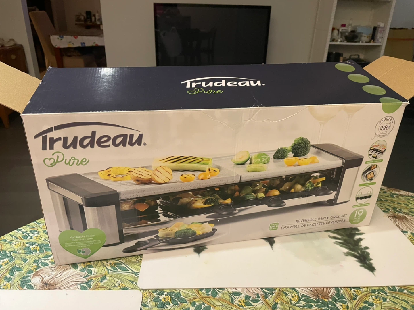 New Trudeau Pure Reversible Party Grill Set