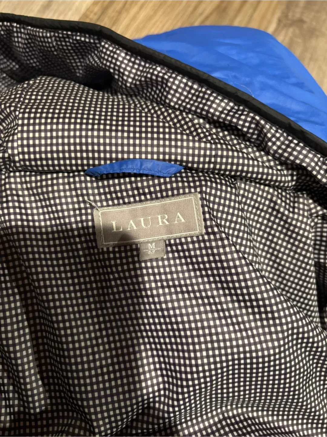 Laura Blue Puffer Jacket Size M image indicator(2)