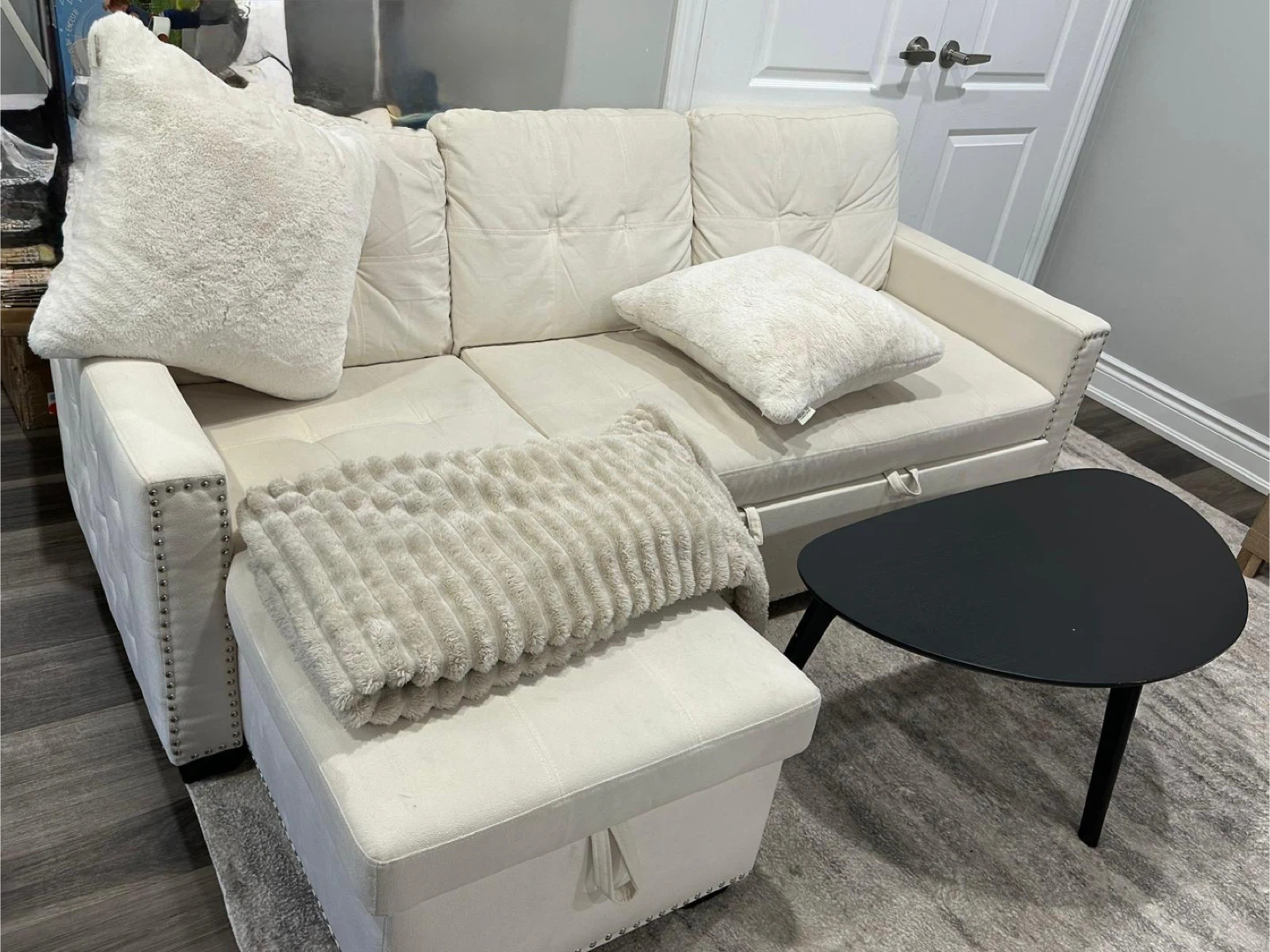 Sectional sofa