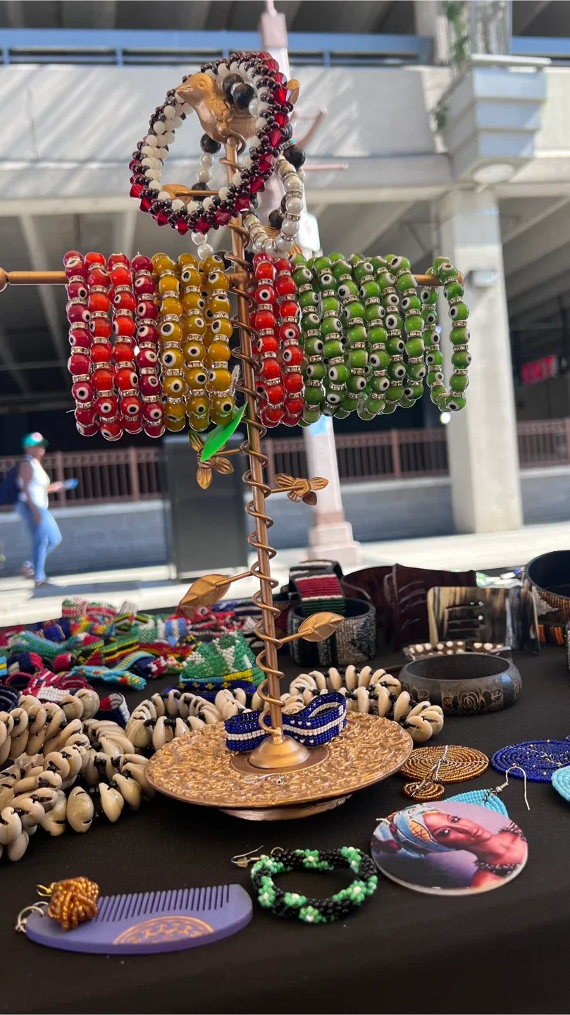 Handmade Beaded Table Decor image indicator(5)