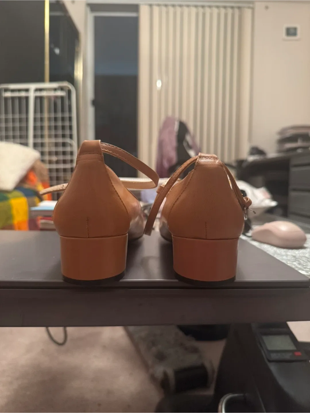 Nine West Light Brown Heels Size 7.5M image indicator(4)