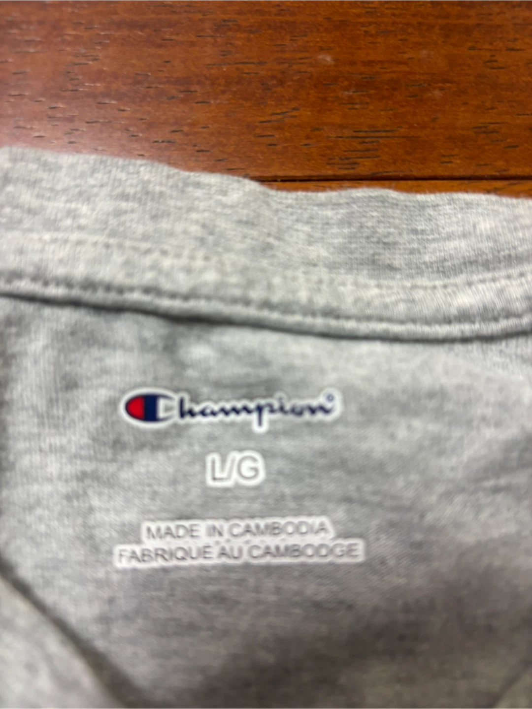 Champion Grey T-Shirt - Size Large - photo 2