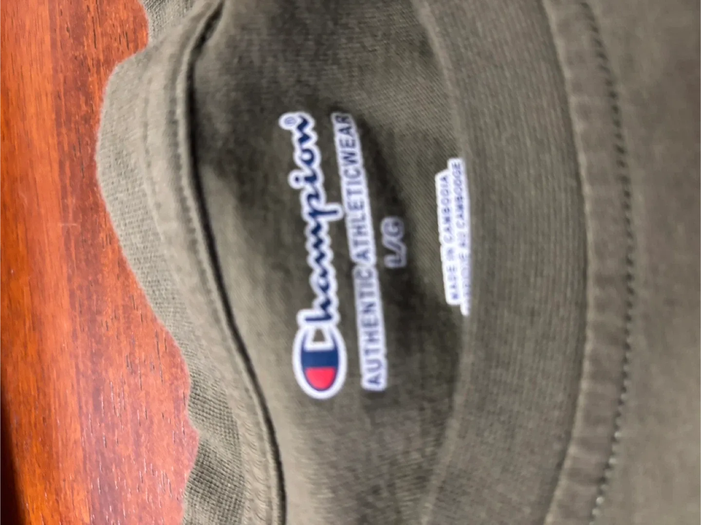 Champion Olive Green T-Shirt - Size L image indicator(2)