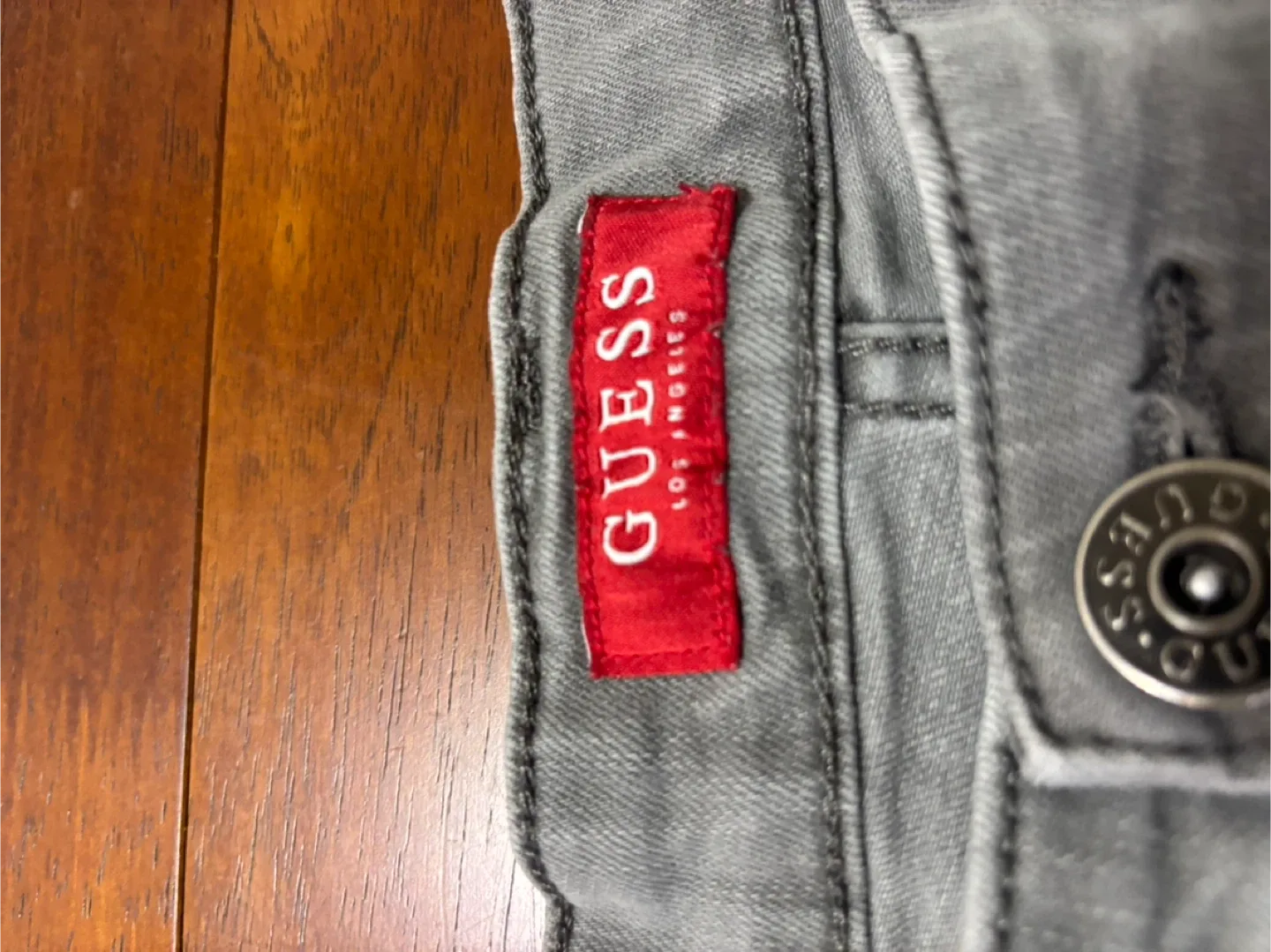 Guess Los Angeles Grey Skinny Jeans - Size 36 image indicator(2)
