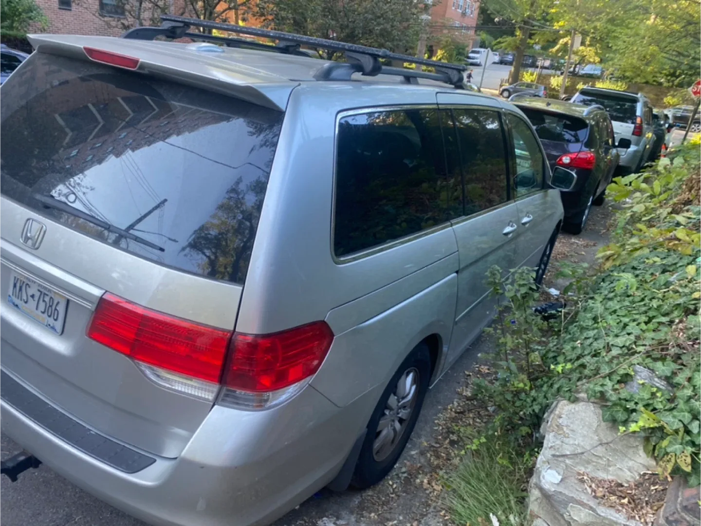 Honda Odyssey Minivan image indicator(8)