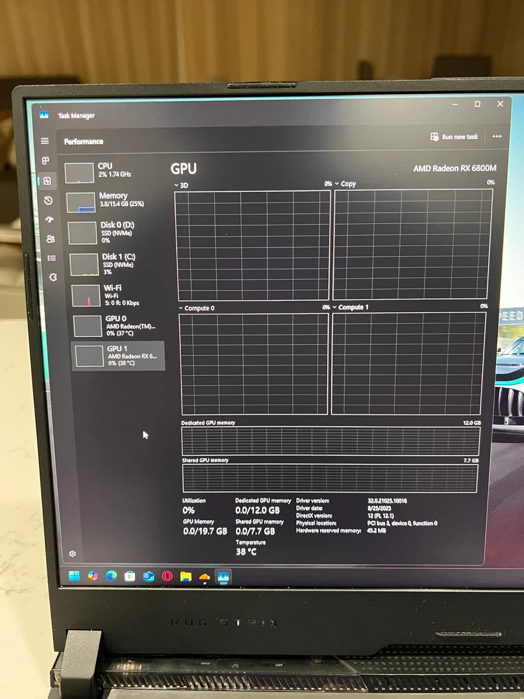 Asus ROG Strix AMD Advantage edition gaming laptop image indicator(5)