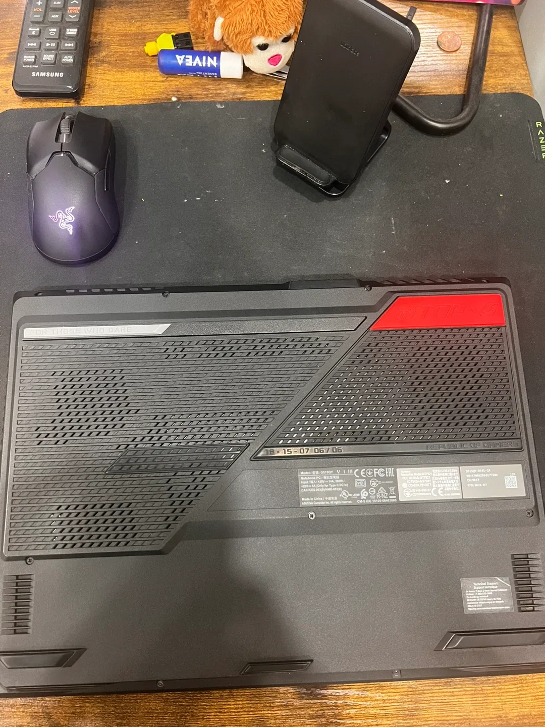 Asus ROG Strix AMD Advantage edition gaming laptop image indicator(9)