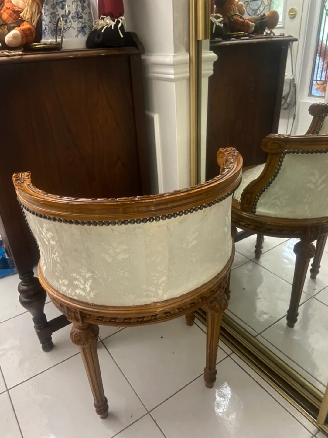 Vintage  Style Vanity Chair - Ornate Wood Frame image indicator(2)