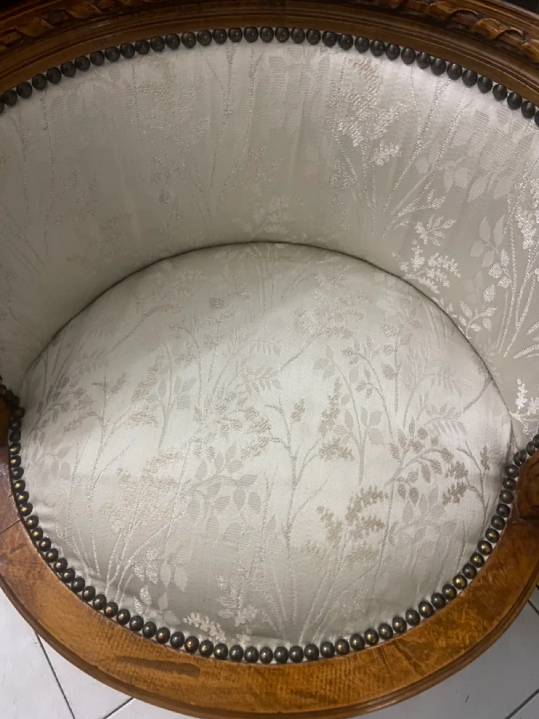 Vintage  Style Vanity Chair - Ornate Wood Frame image indicator(4)