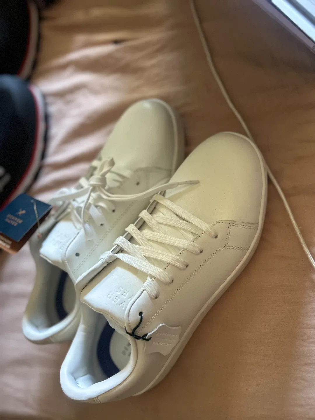 New Denver Hayes White Sneakers 🧡 thumbnail