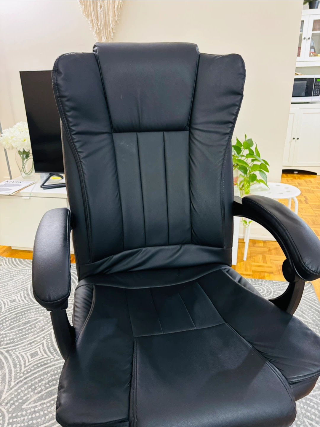 Black Leather Executive Office Chair