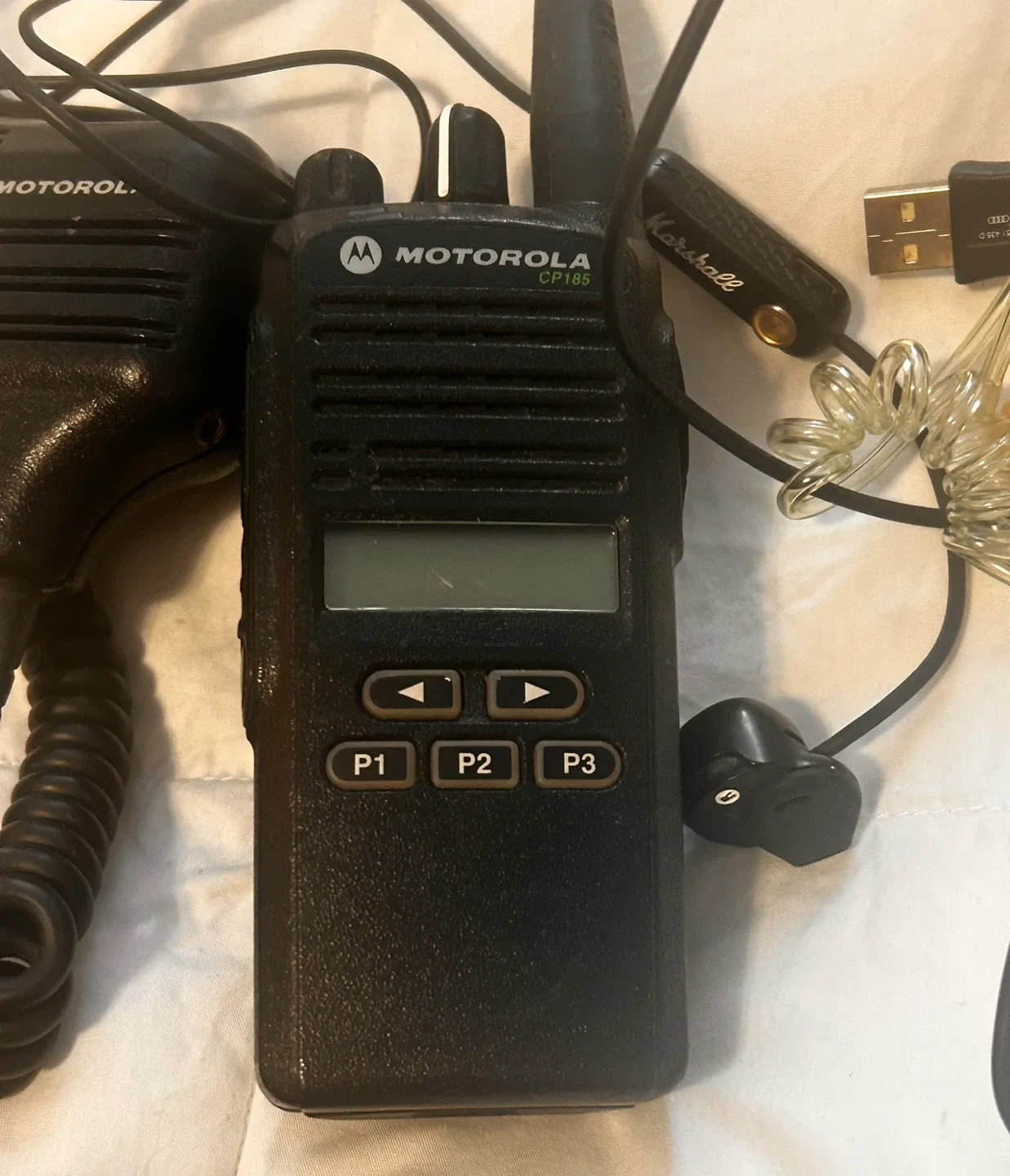 Motorola CP185 Two-Way Radio with Accessories image indicator(3)