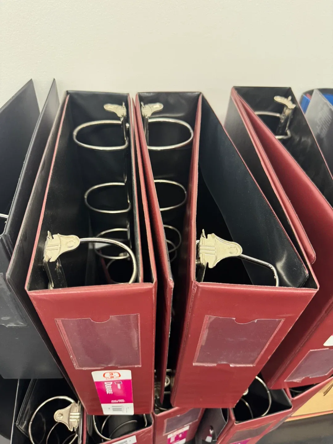 Durable 3-Ring Binders (19-unit set) Burgundy & Black image indicator(2)