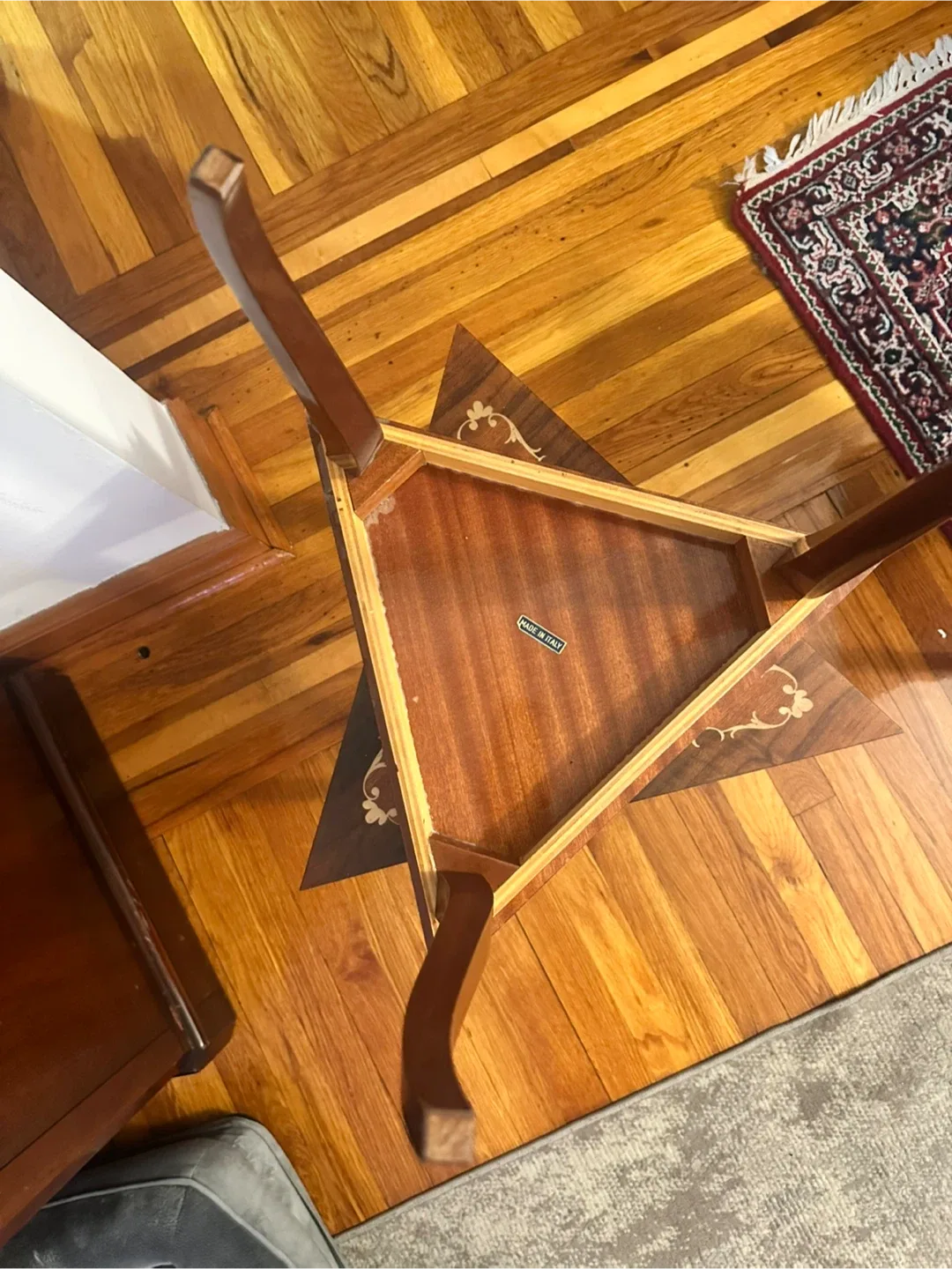 Vintage Nesting Tables - Made in Italy image indicator(3)